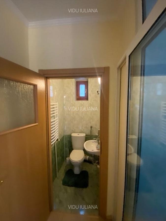 Apartament cu 5 camere semidecomandat, mobilat în Unirii - 11