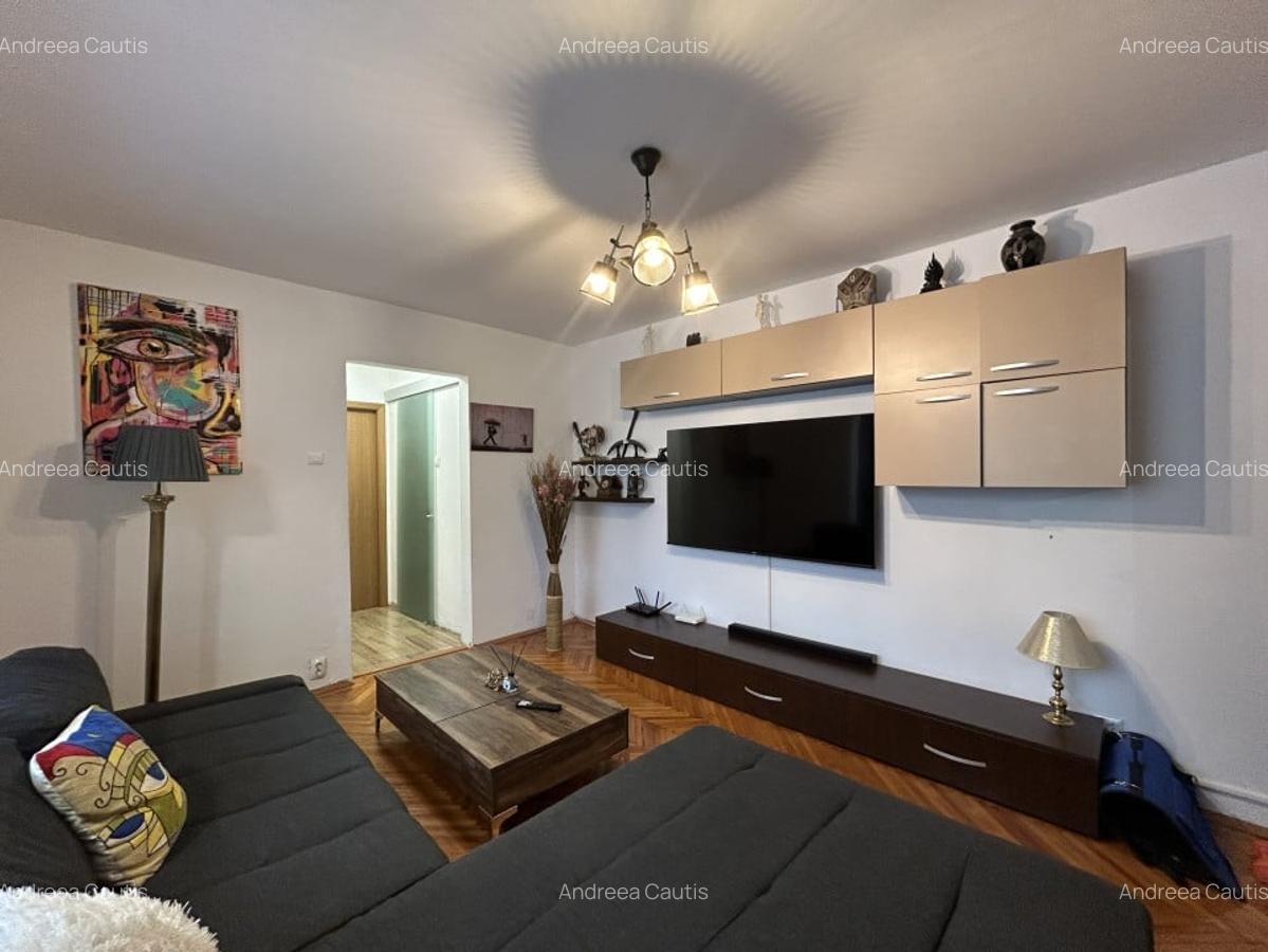 Apartament 2 camere, semidecomandat, etaj 2,  zona Gheorghe Lazar - 1