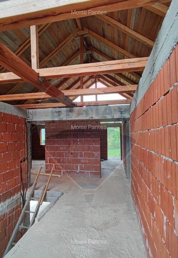 Casa de vacanta cu 6 camere de vanzare Suncuius - 12