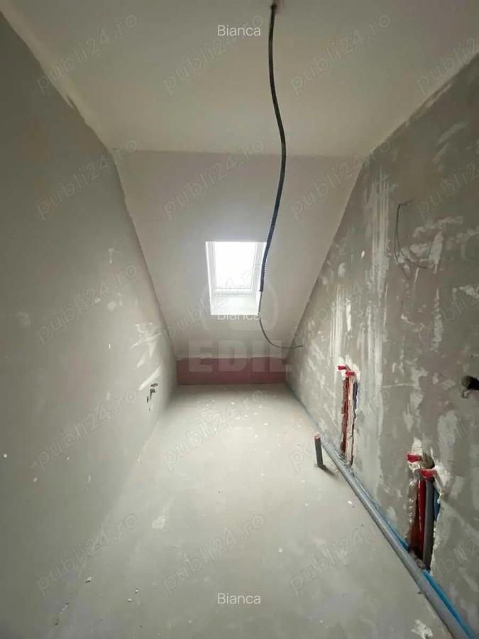 Apartament 3 camere semidecomandat zona Cetatii - 6