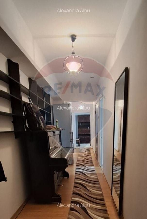 Inchiriere apartament 4 Camere decomandat - Metrou Piata Victoriei - 17