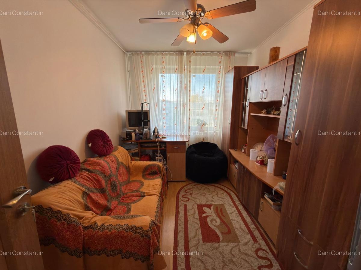 Apartament 4 camere, cetrala termica, boxa 12 mp in acte, str. Gura Ialomitei 5 - 12 Apartament 4 camere, cetrala termica, boxa 12 mp in acte, str. Gura Ialomitei 5 - 12