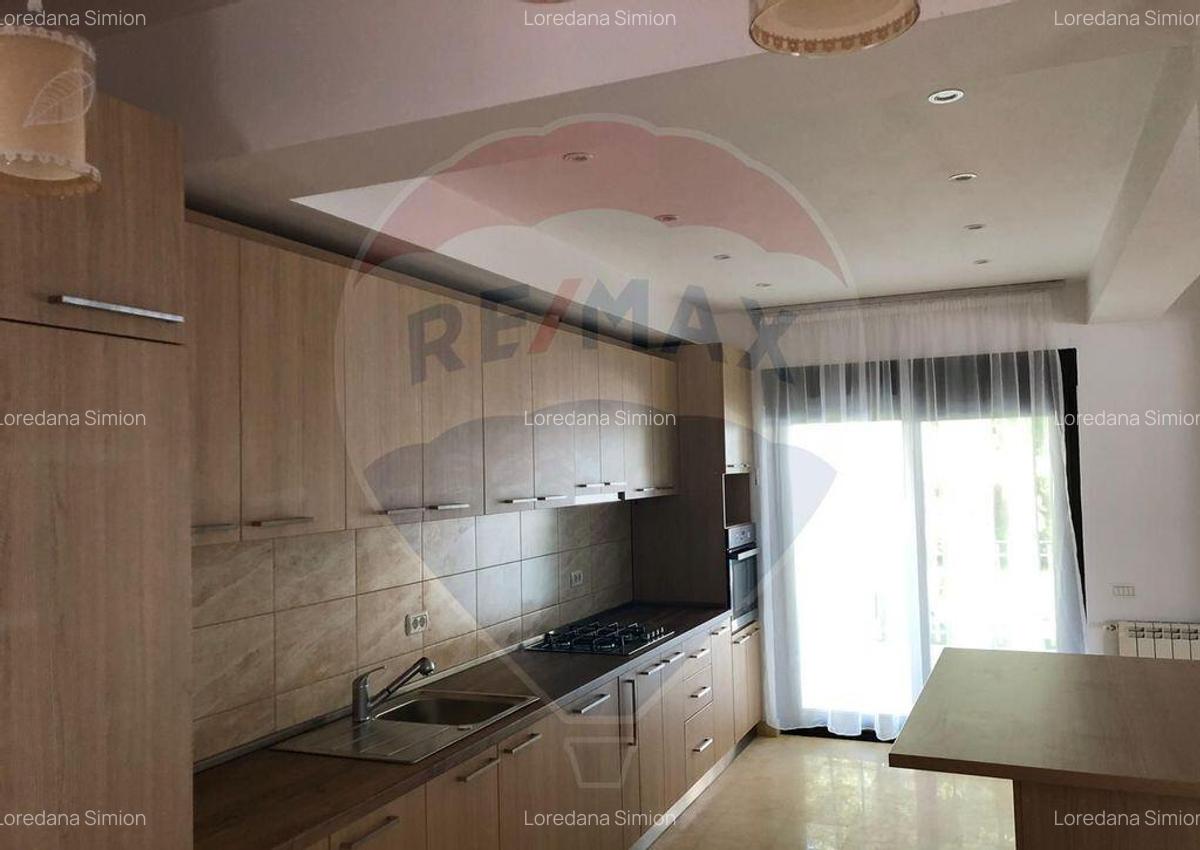 Casa / Vila Exclusivista cu Piscina de Inchiriat Blvd I... - 4