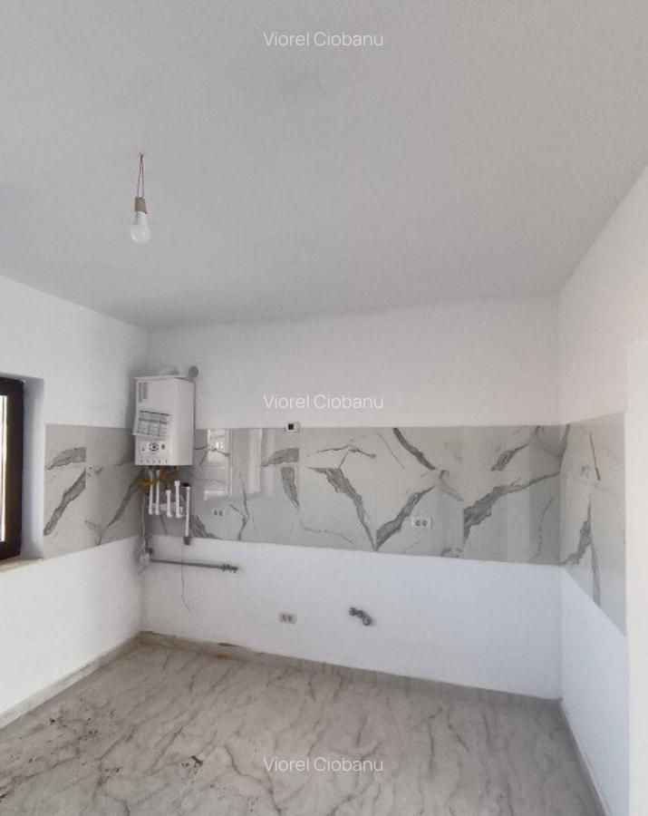 CASA SINGLE DEOSEBITA 4 CAMERE,VALEA LUPULUI ,IASI - 17