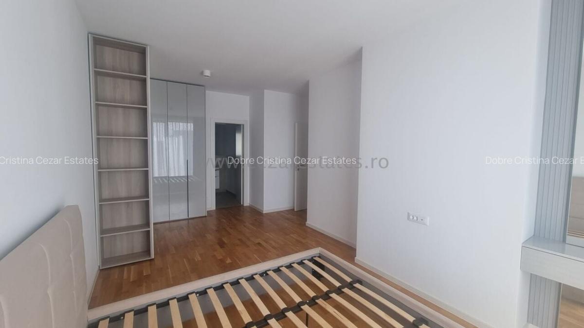 Apartament cu 4 camere decomandat în Băneasa - 22