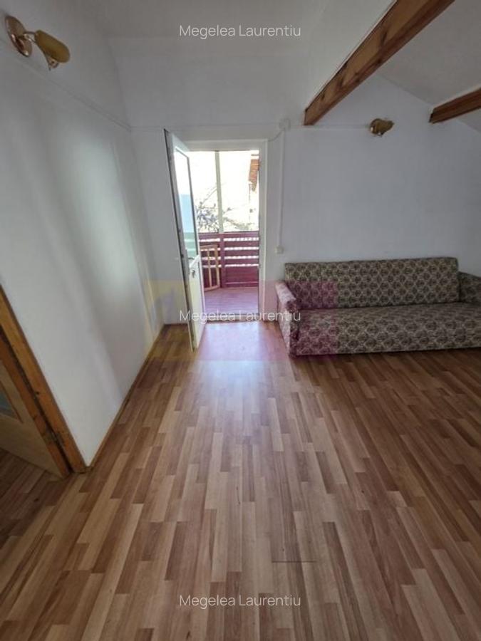 Casa de vanzare cu 3 camere in Campina - 17
