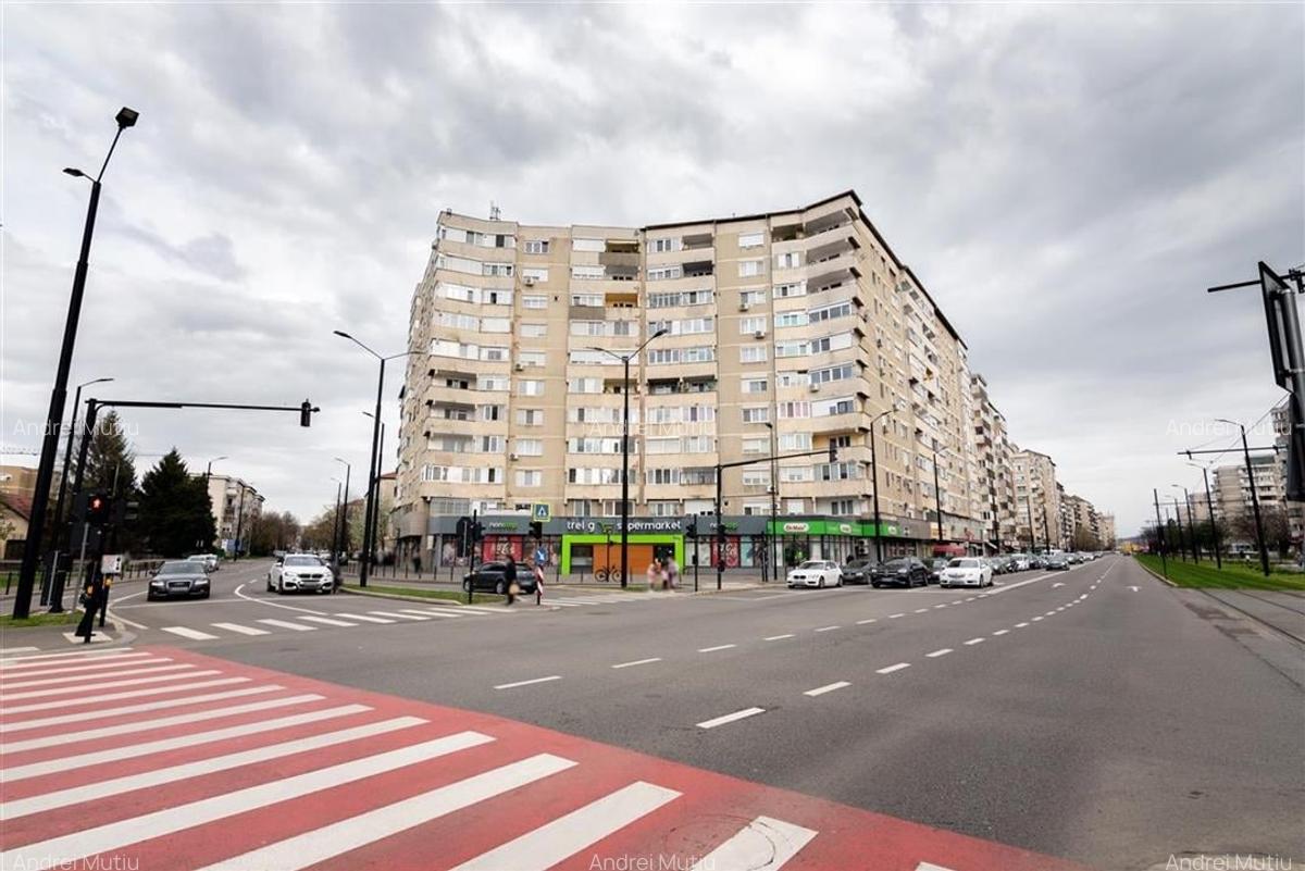 Apartament cu 4 camere decomandat în Nufărul - 26