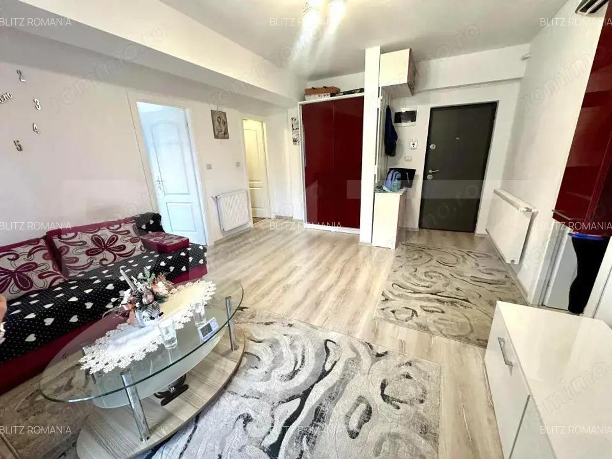 Apartament de vanzare, cu 2 camere, mobilat ?i utilat, 47 mp, zona centrala - 2
