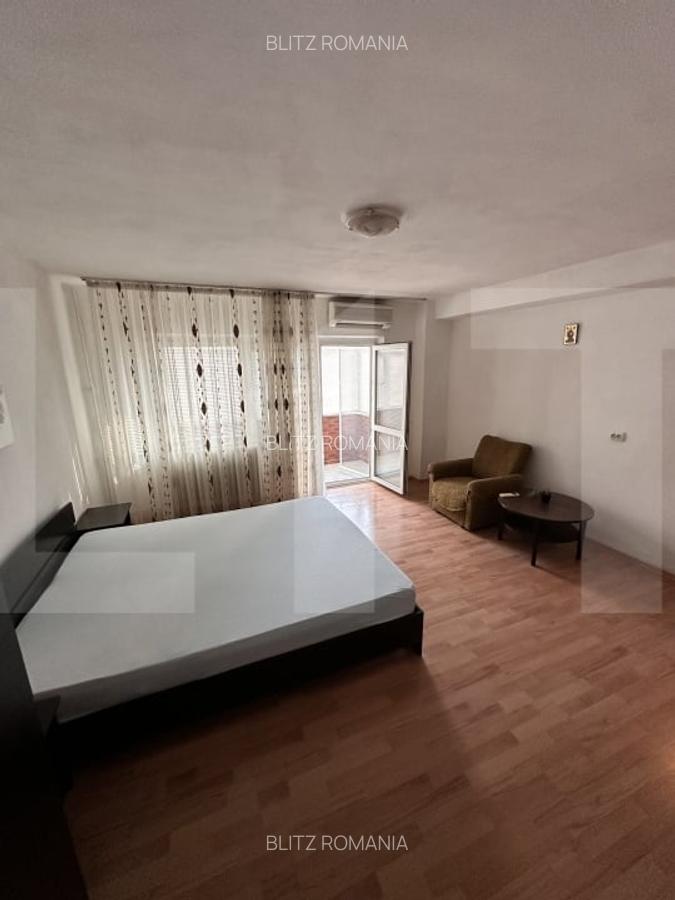 Garsoniera decomandata, 40 mp, Baicului, etaj 4/4, bloc izolat termic, parcare - 2