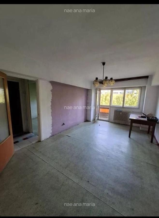 Apartament 3 camere de vanzare Drumul Taberei - 1