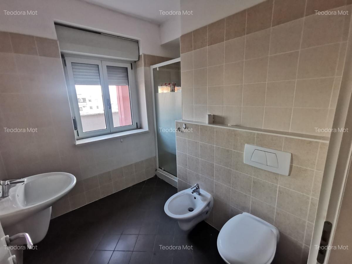 De inchiriat penthouse cu 4 camere – Complexul The Ring - 19