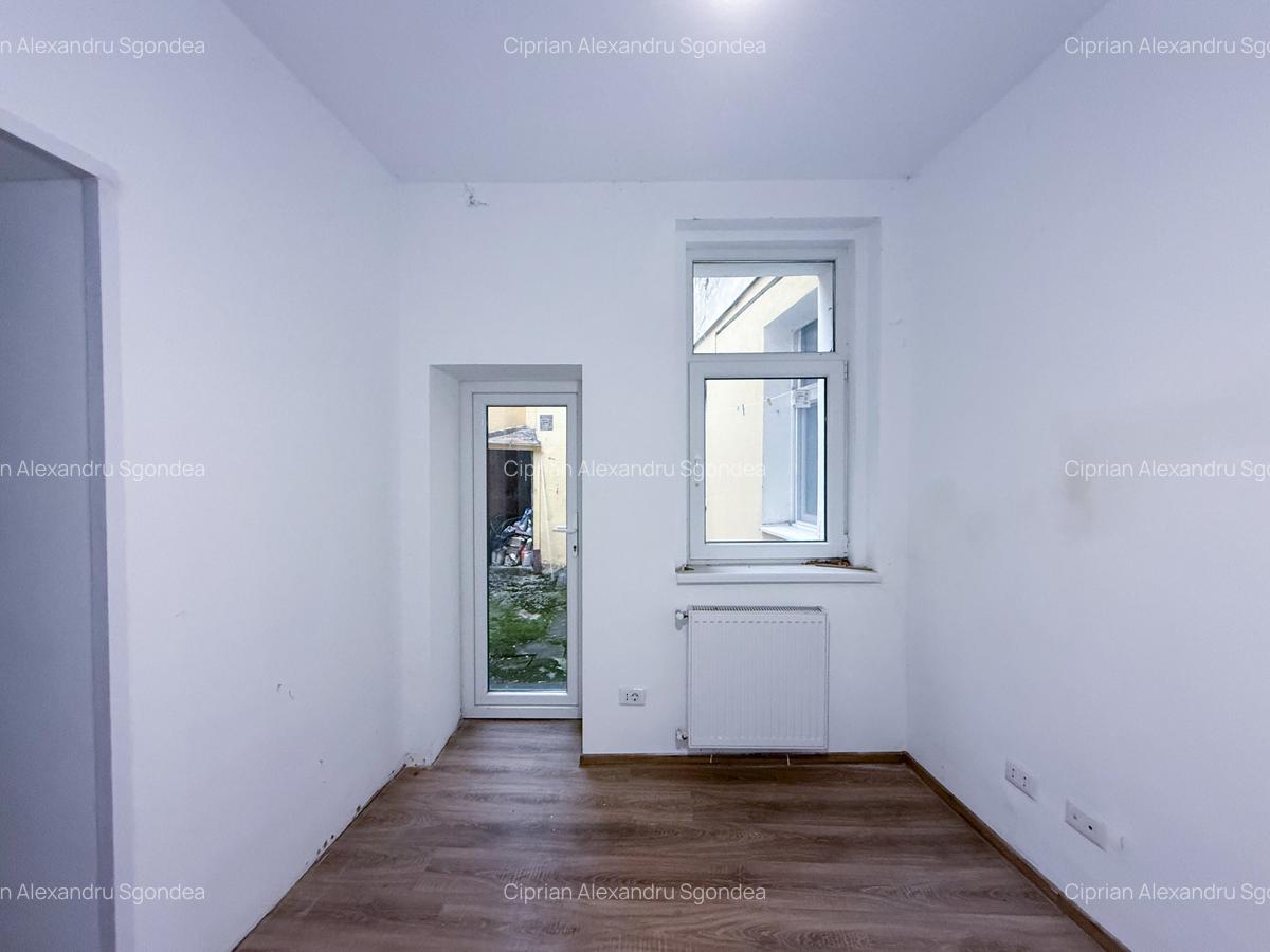 Apartament cu 3 camere decomandat în Centrul Istoric - 7