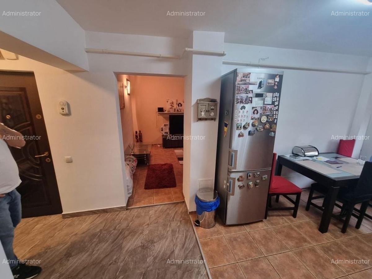 KM 4-  apartament 3 camere decomandat finisat modern - 13
