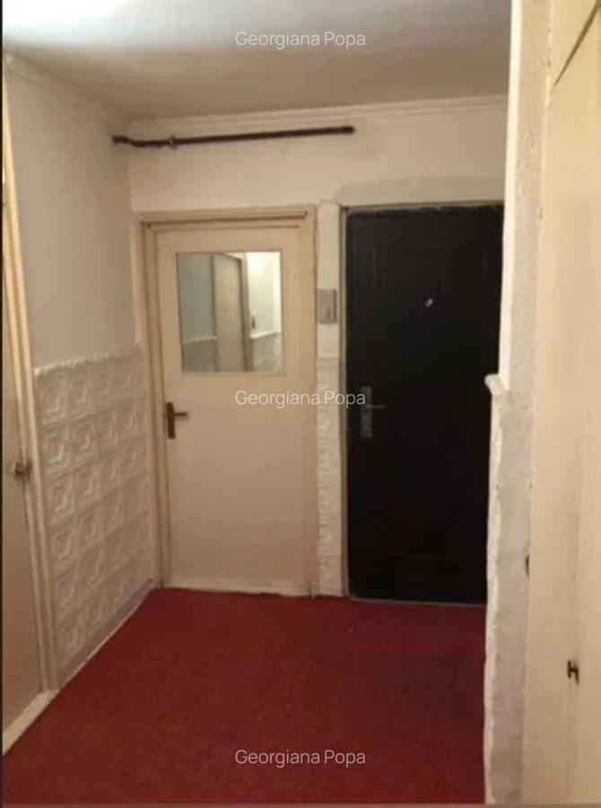 Apartament 2 camere decomandat km 5 - 1