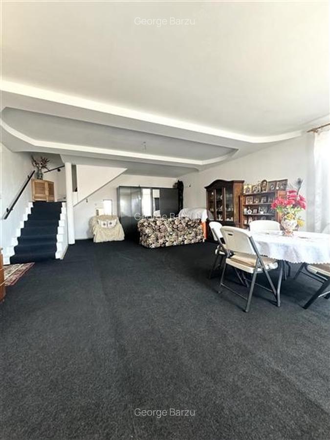 Casa S+P+1E cu Teren de 854 mp, Pretabila pentru Doua Familii - 34