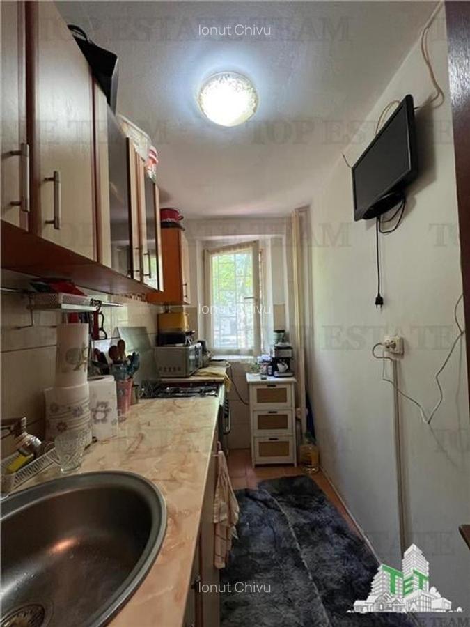 Apartament 2 camere conf 2, bloc reabilitat, Valea Argesului,Drumul Taberei, la - 14