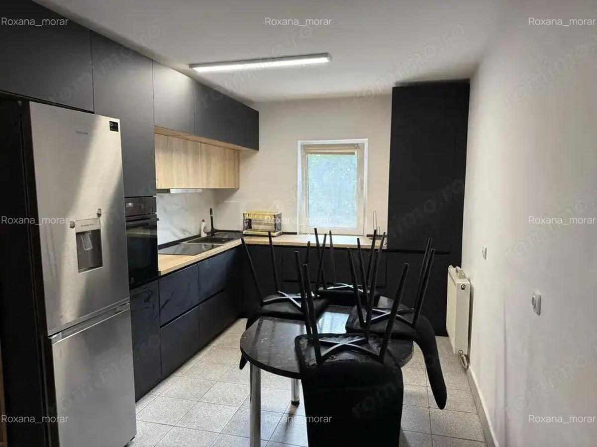 Apartament modern 4 camere, aproape de UMF - 1