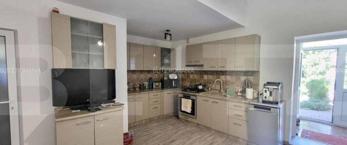 Casa cu 4 camere de vanzare in Sanandrei - Centru - 3