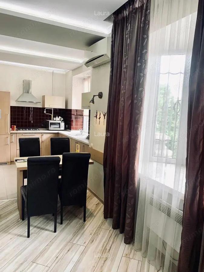 Ofer spre vanzare apartament cu 3 camere in zona colentina - 3