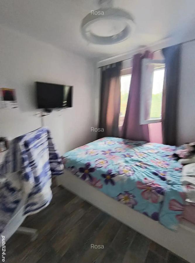 Proprietar Vand Apartament 4 camere, 65 m, balcon, renovat, mobilat, Bulevardul 1 Decembrie 1918 - 15 Proprietar Vand Apartament 4 camere, 65 m, balcon, renovat, mobilat, Bulevardul 1 Decembrie 1918 - 15