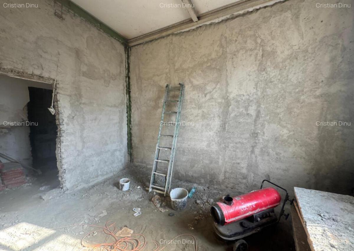 Unirii - Parter - 3 camere - Consolidat - Disponibilitate im - 1
