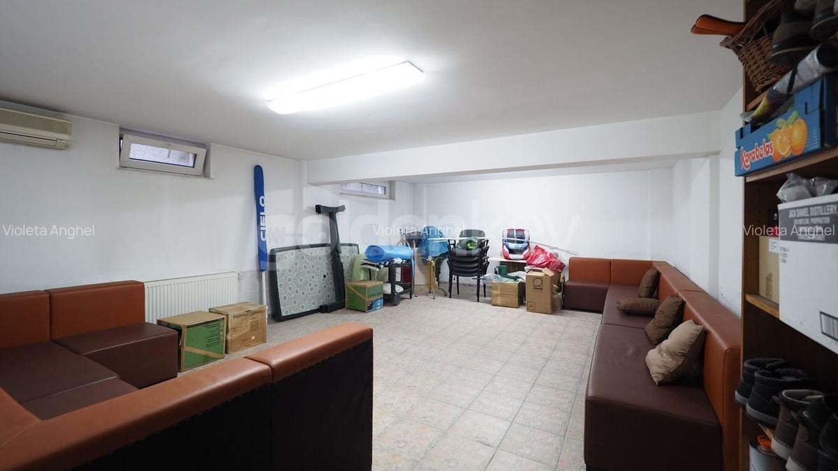 Vila cu 13 camere langa Liceul Francez - 29