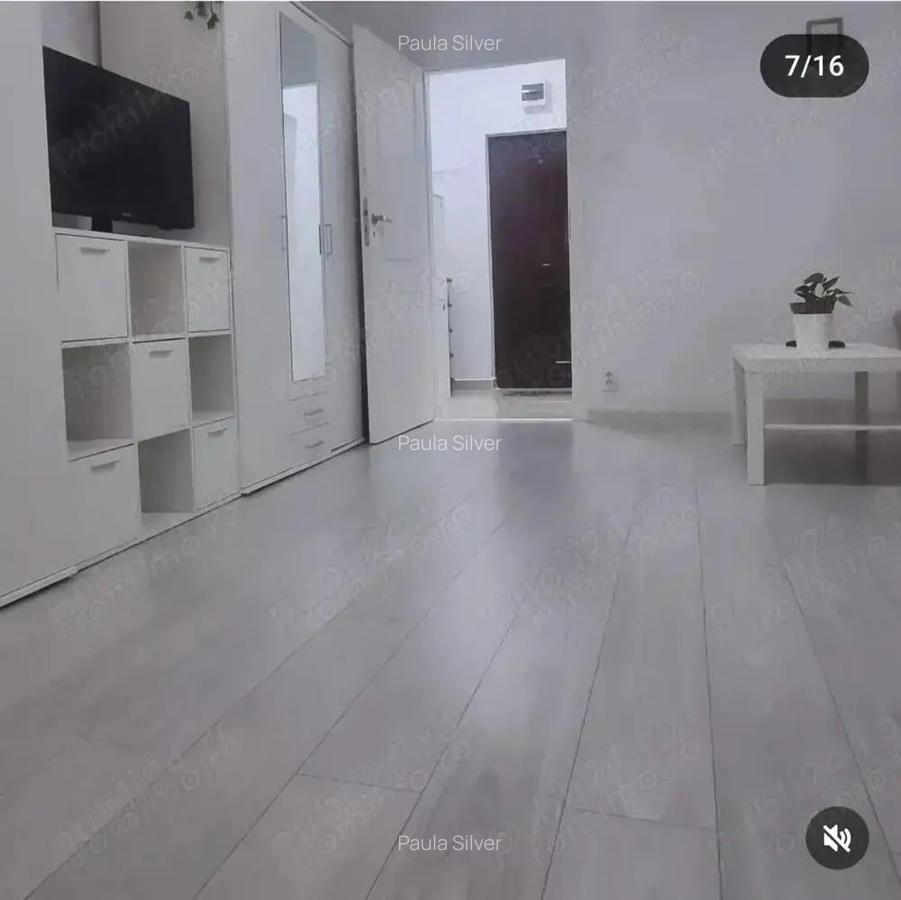 Garsoniera Renovata, etaj 1. Grand Arena. - 2