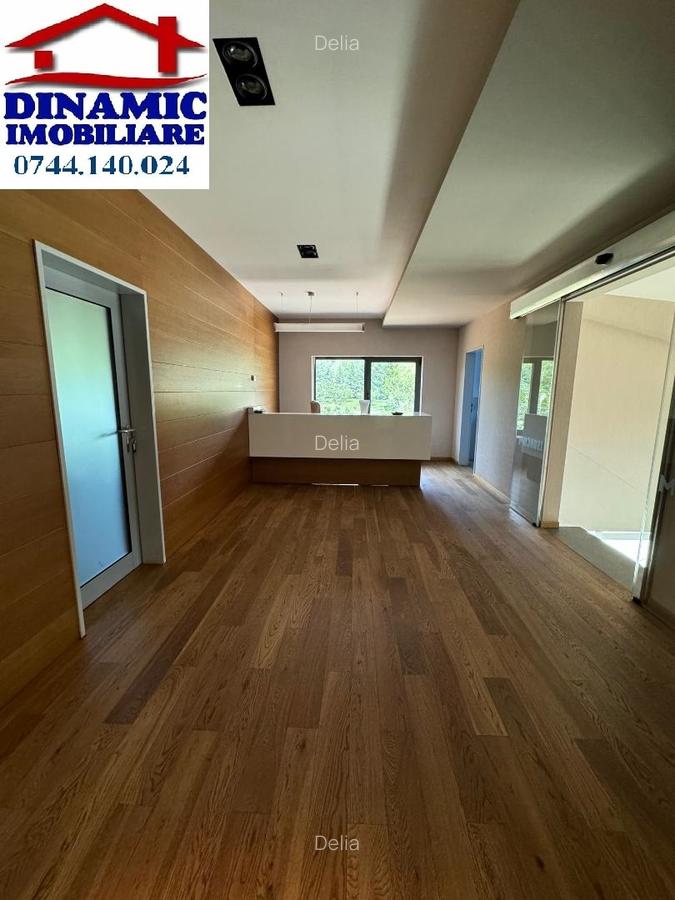 Ansamblu de hale, zona ieșire spre Izvoare. Preț 5 Eur/mp - 5 Ansamblu de hale, zona ieșire spre Izvoare. Preț 5 Eur/mp - 5