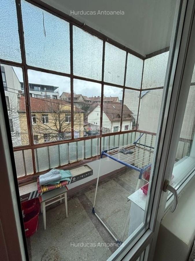 Apartament cu 3 camere semidecomandat, mobilat în Central - 8