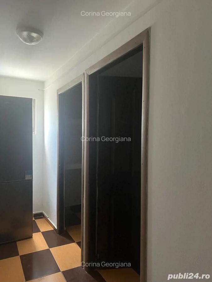 Inchiriez camera la curte sector 1 langa mall coloseum - 11 Inchiriez camera la curte sector 1 langa mall coloseum - 11