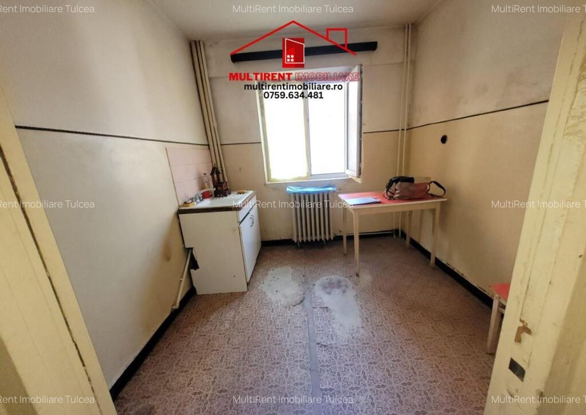 Vanzare apartament 2 camere cartier Vest-parter ! - 4