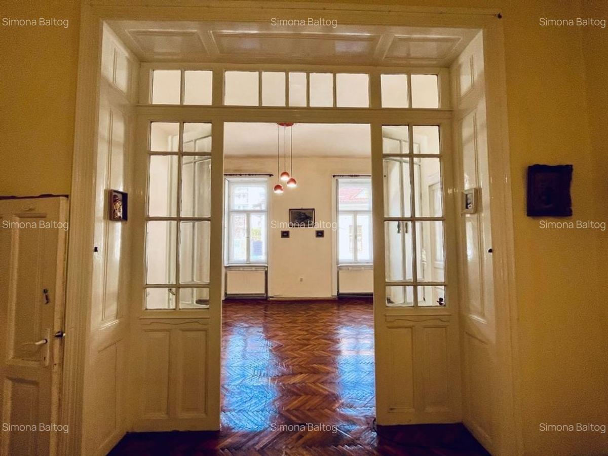 Apartament 3 camere, Central intr-un imobil Istoric realibitat - 16