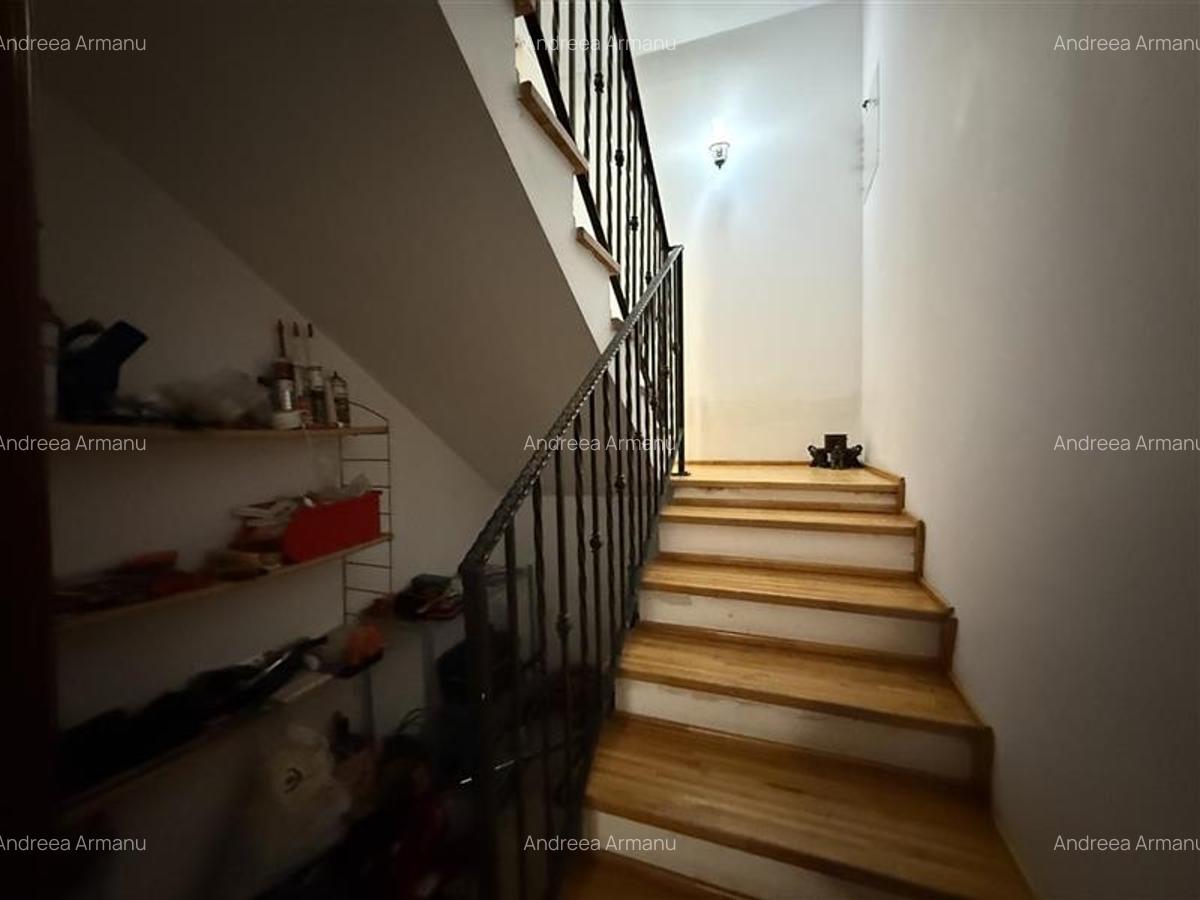 Proprietate deosebita de vanzare in centrul Bacaului- eleganta, istorie si inves - 37