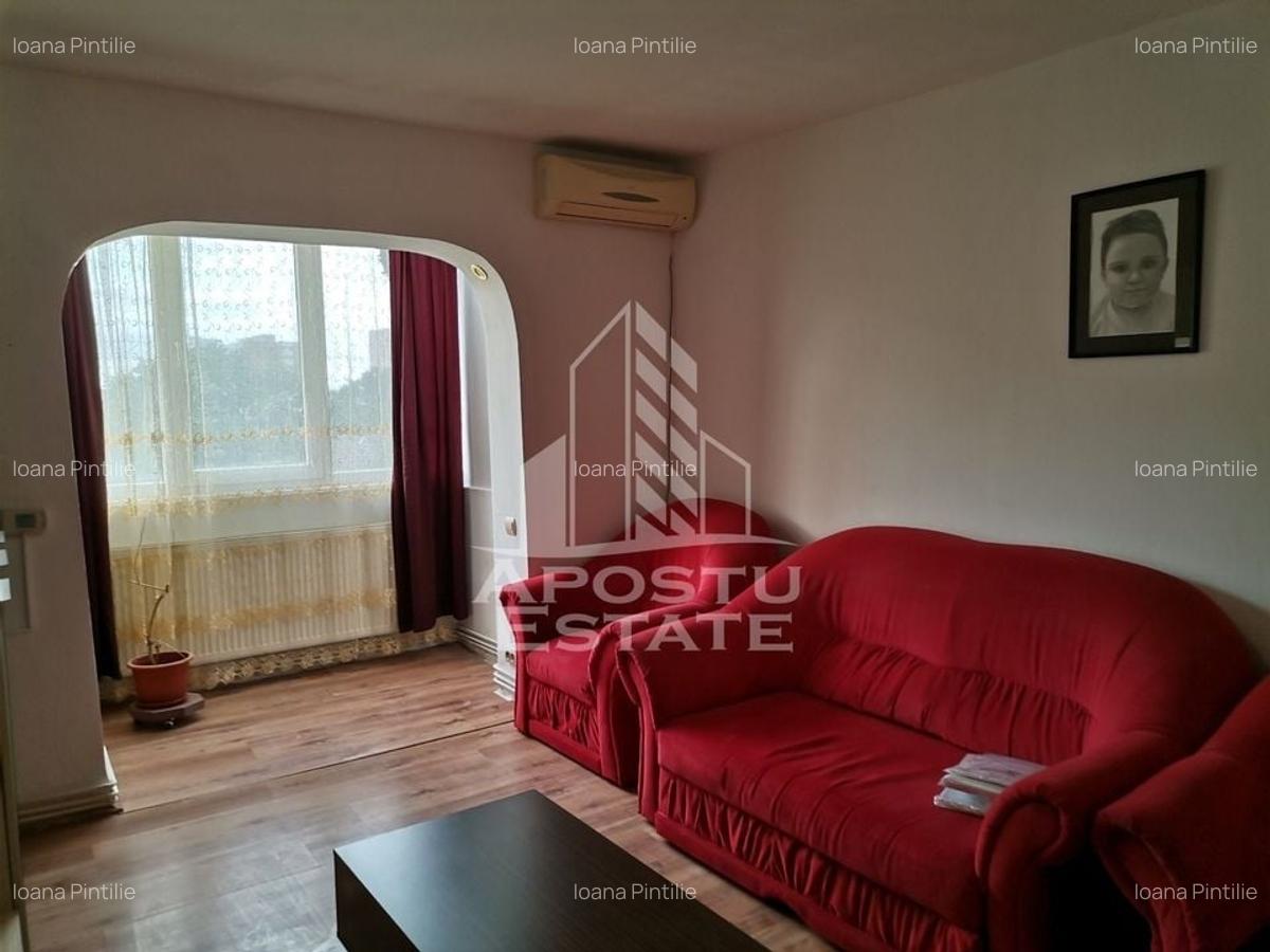 Apartament cu 2 camere semidecomandat, mobilat în Complex Studențesc - 2