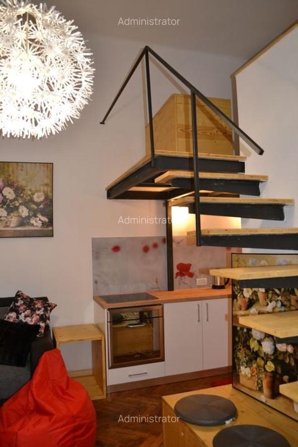 Studiou langa medicina cu scara interioara - 17