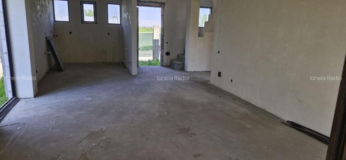 Case de vanzare in Magurele,aproape finalizate,cu toate utilitatile - 8