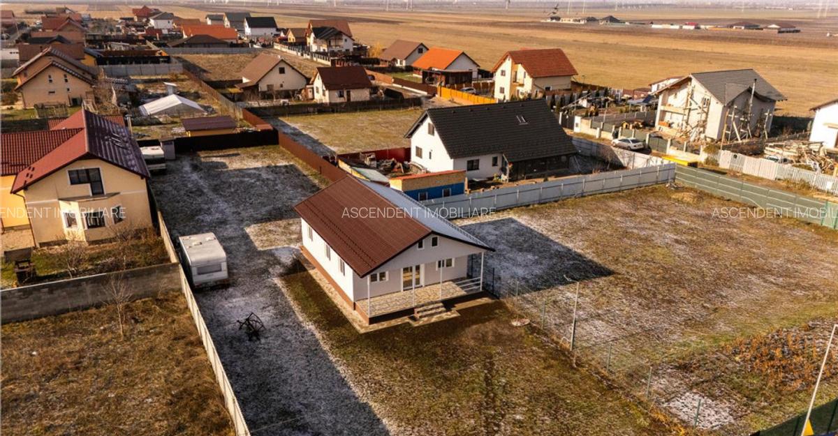 Locuinta premium, economica si ergonomica, 1.200 mp teren, a - 32