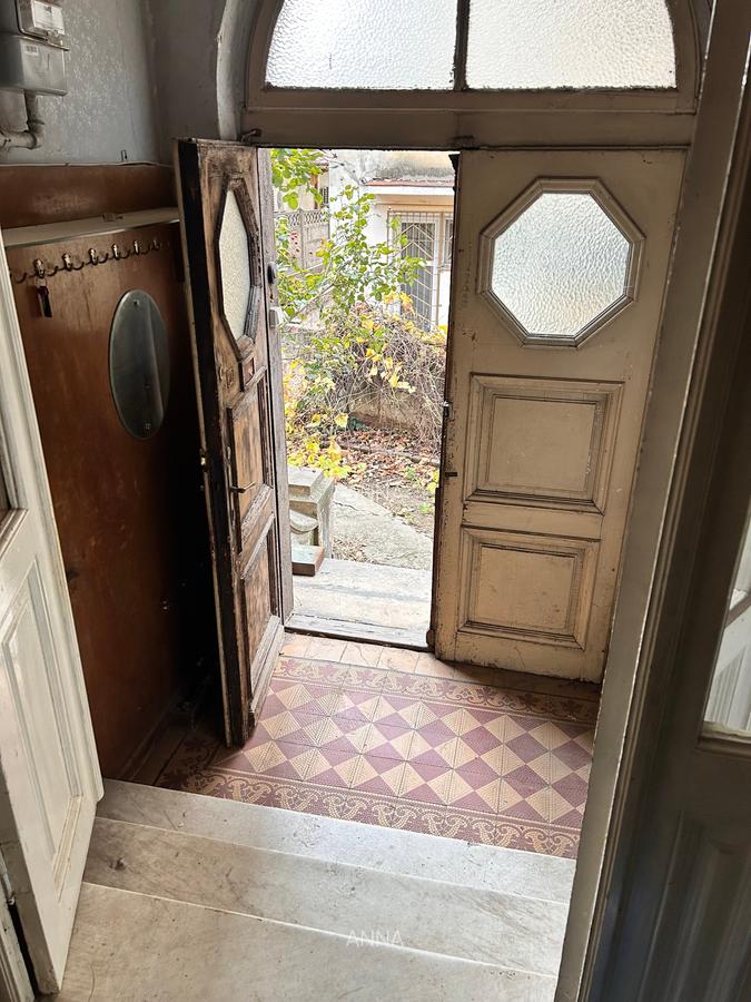 Foisorul de Foc - Colegiul Xenopol - Vila  singur curte ! - 2