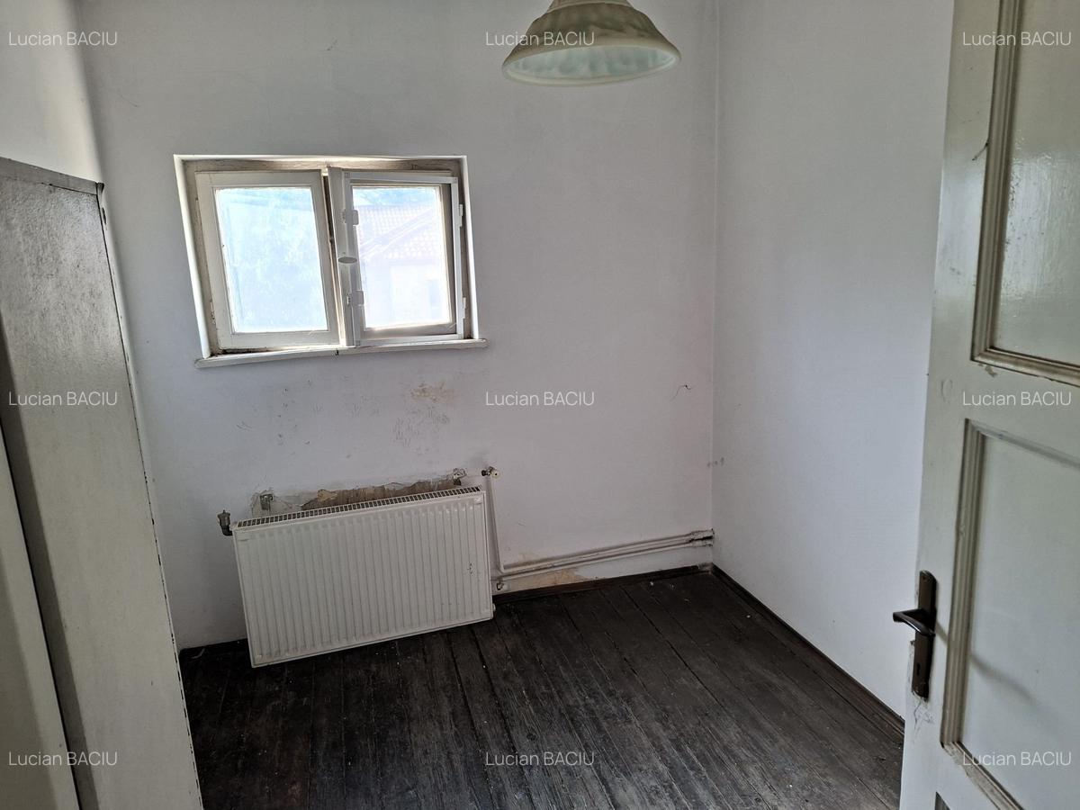 Investiție - 2 camere la mansardă 18 mp + pod 166 mp + teren 60 mp / comision 0% - 15