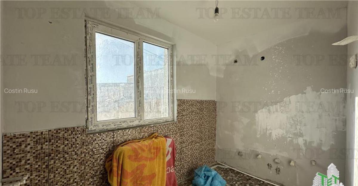 Casa individuala 6 camere de zona metrou Republica - 2