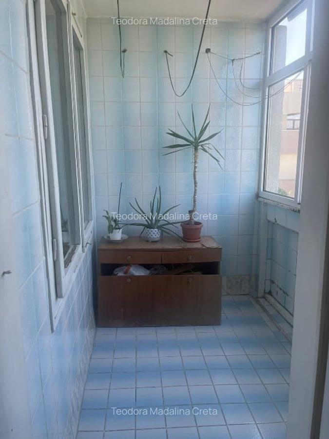 Vanzare apartament 4 camere - 13