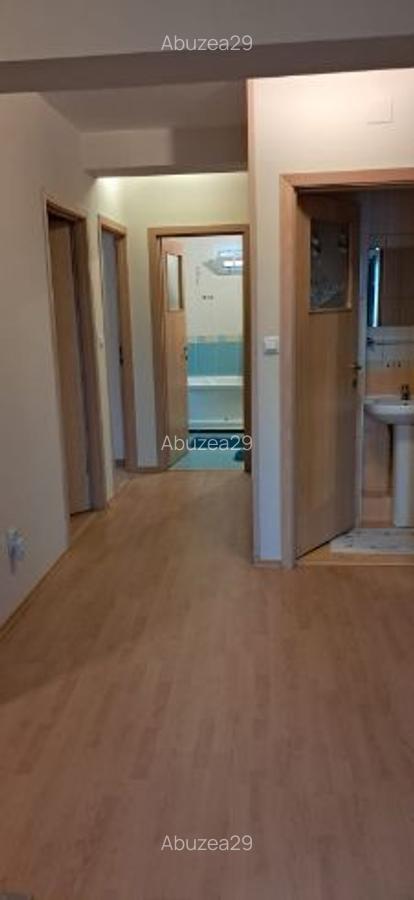 Proprietar- Vanzare apartament 3 camere - 2