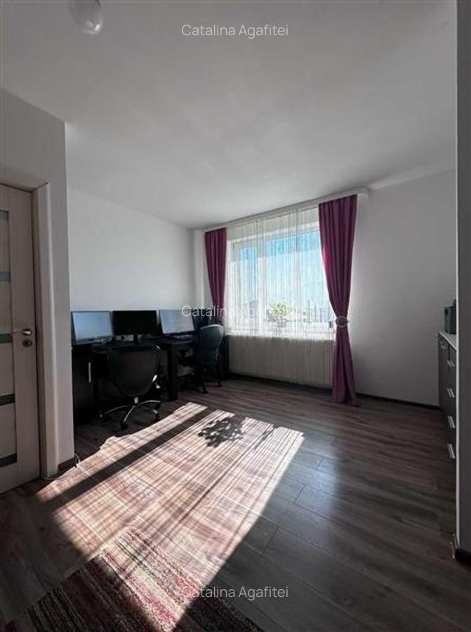 Duplex cu 4 camere în Central - 3