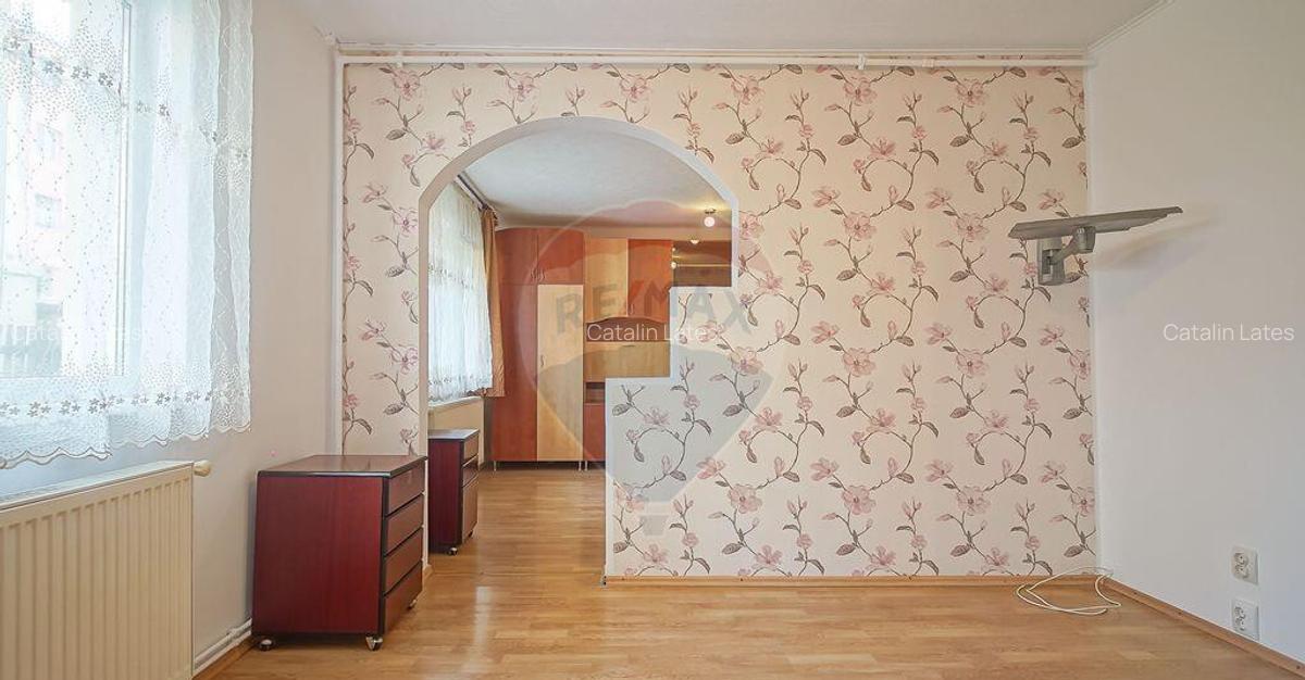 Apartament 2 camere renovat, central Zona ISR, Ra?nov - 6 Apartament 2 camere renovat, central Zona ISR, Ra?nov - 6