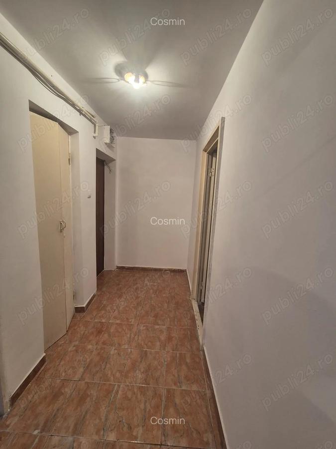 De vanzare apartament 3 camere direct proprietar - 4