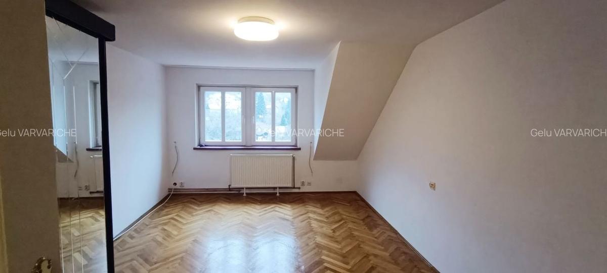 Proprietate cu priveliste si armonie placuta-Brasov - 2