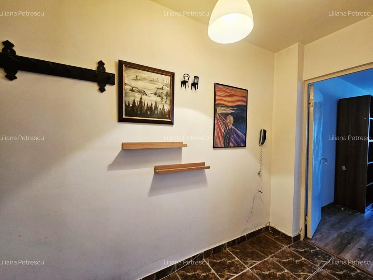 P-ta Gorjului / Apartament 3 camere de vanzare - 12