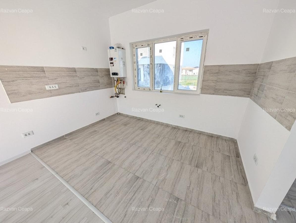 Casă individuală cu 4 camere în Tunari - 11