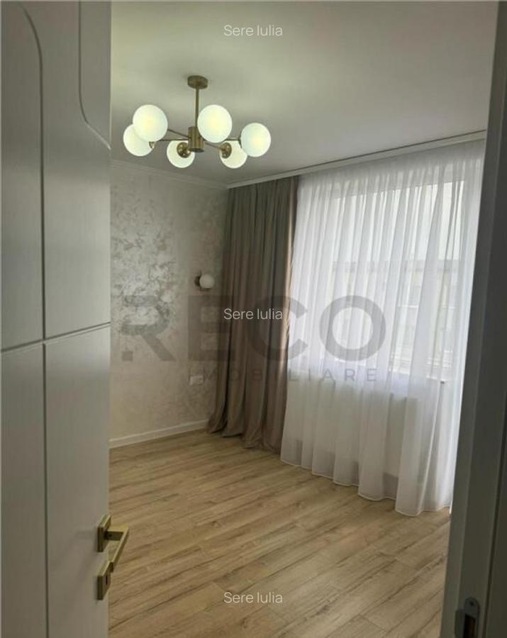 Reco Apartament ultracentral in Stei - 3