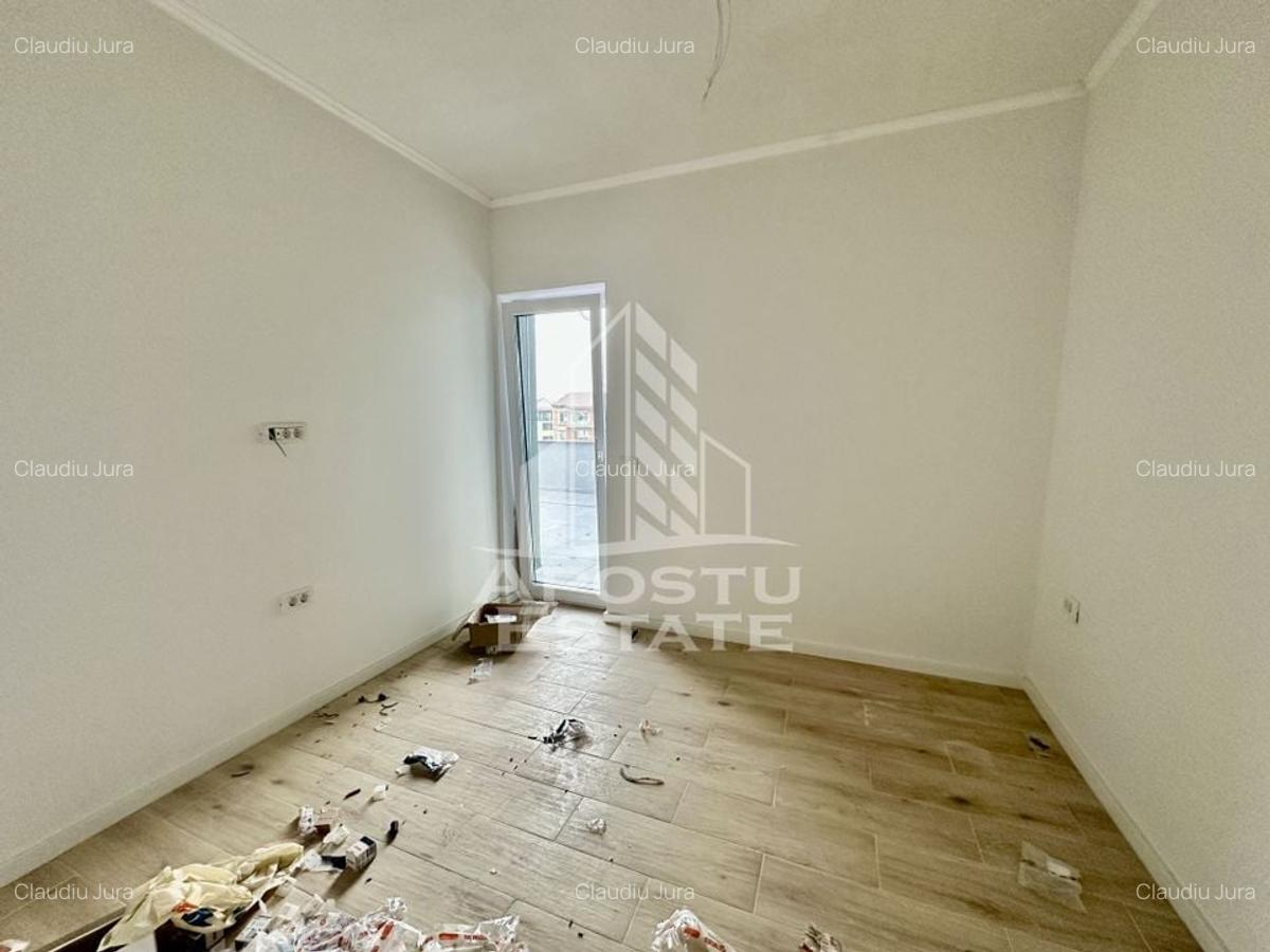 Apartament cu 4 camere, terasa de 30 mp, zona Planetelor din Giroc - 3